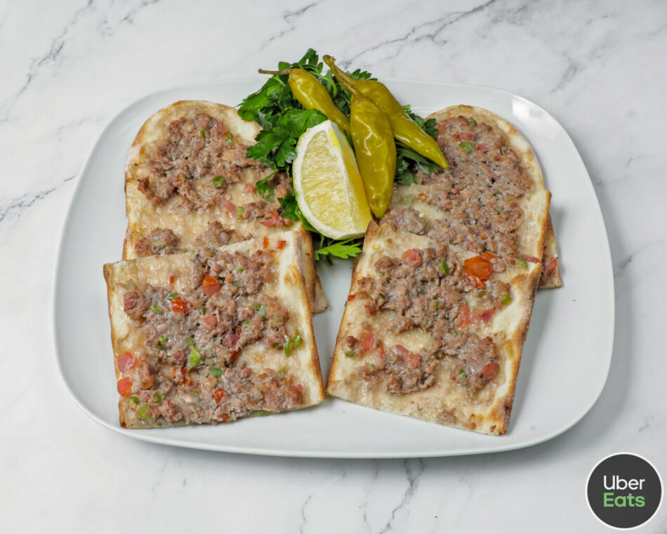 Hackfleisch Pide